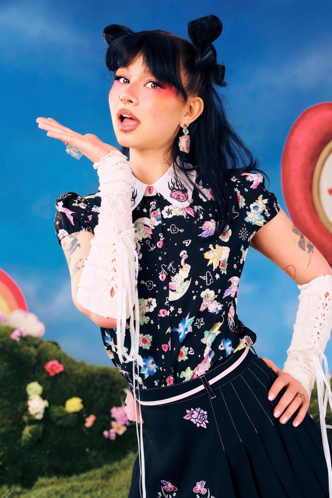 rosy monster wing ribbon blouse ブラックギンガム Roxi Dress – Hell Bunny