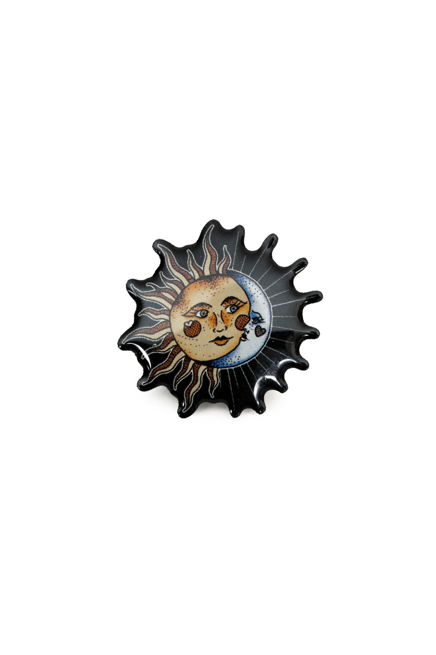Solaris Sun Pin