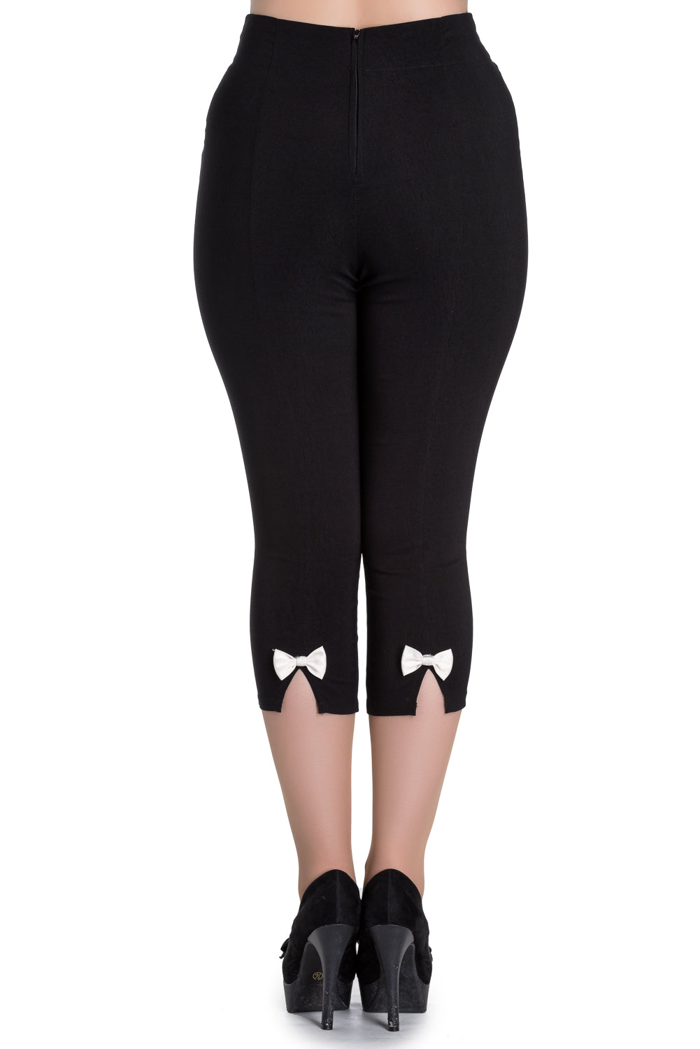 Anna Capris