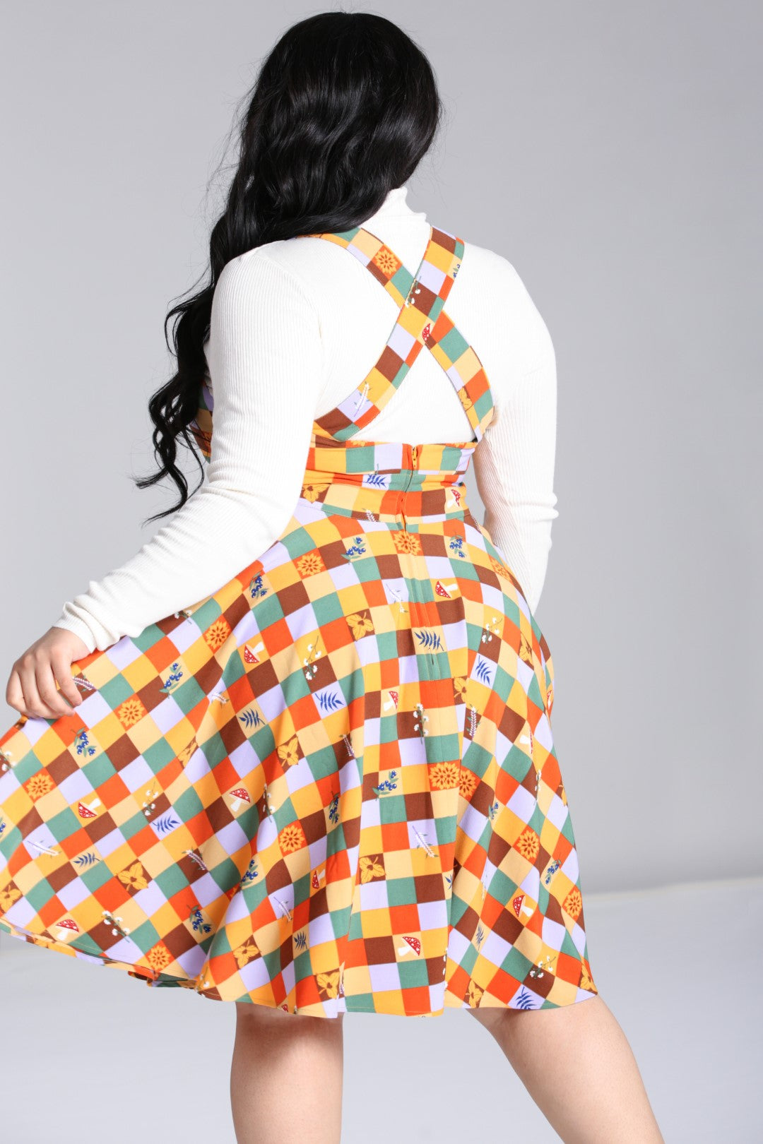 Pinafore skirt fitted sales