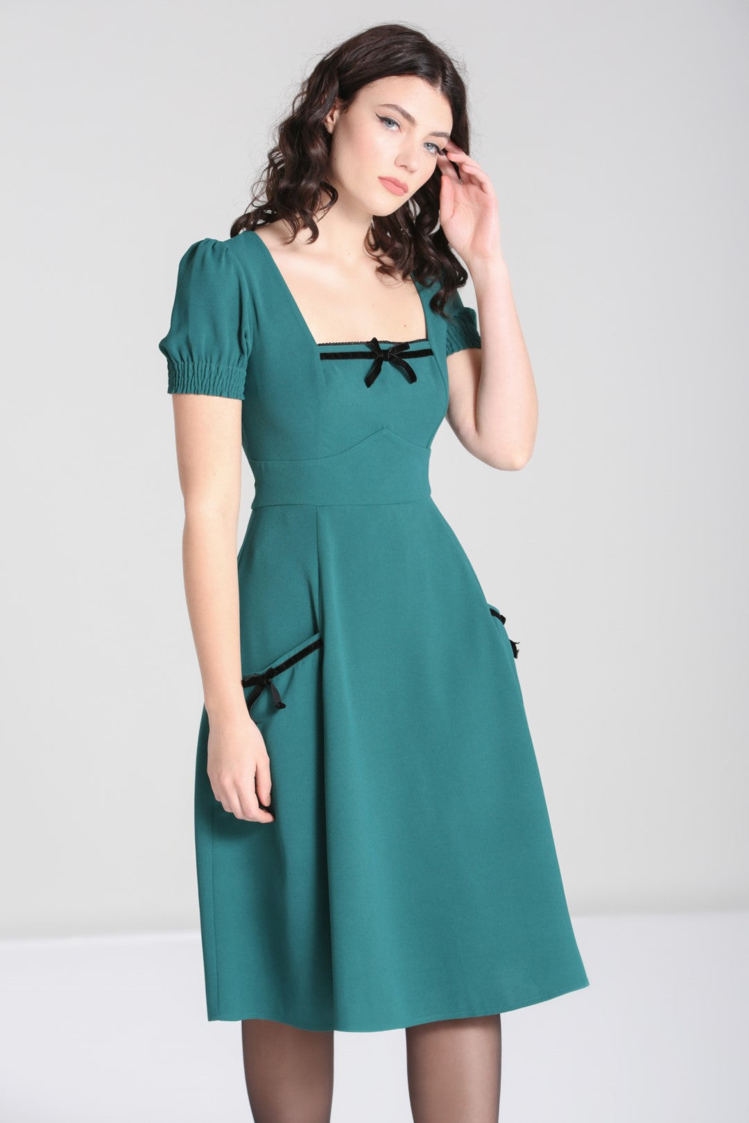 Aubrey Dress – Hell Bunny