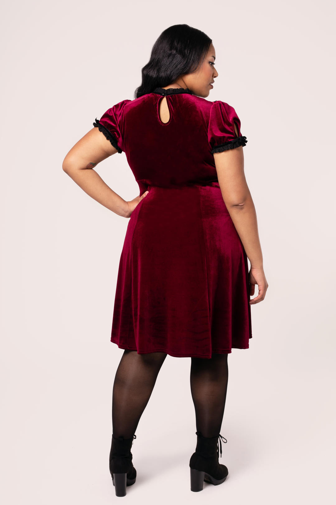 Mourning Dress – Hell Bunny