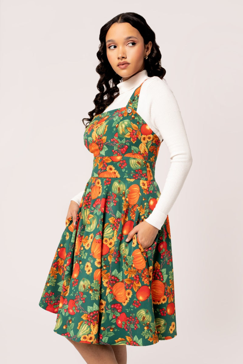 Herbstliches Schürzenkleid