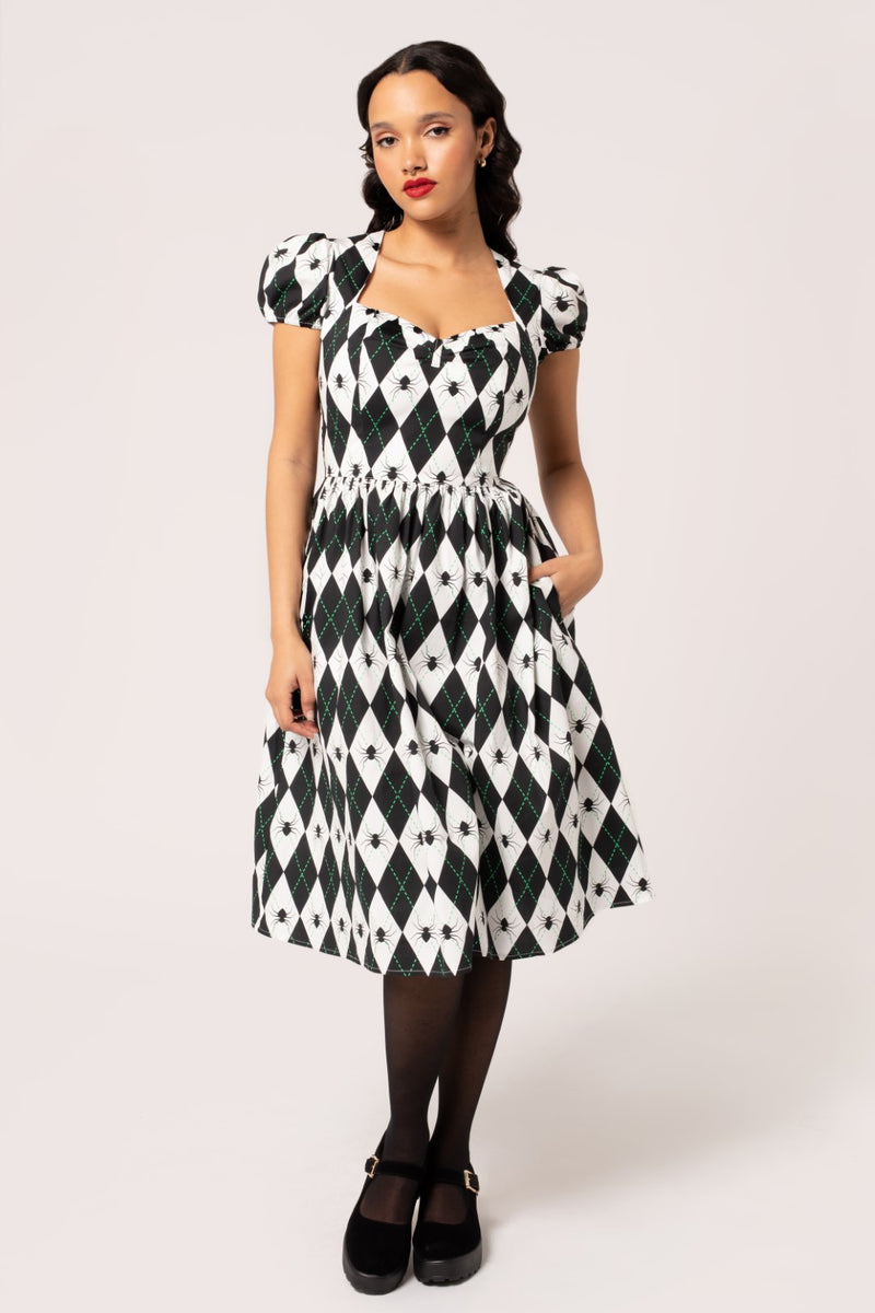 Regina-Kleid
