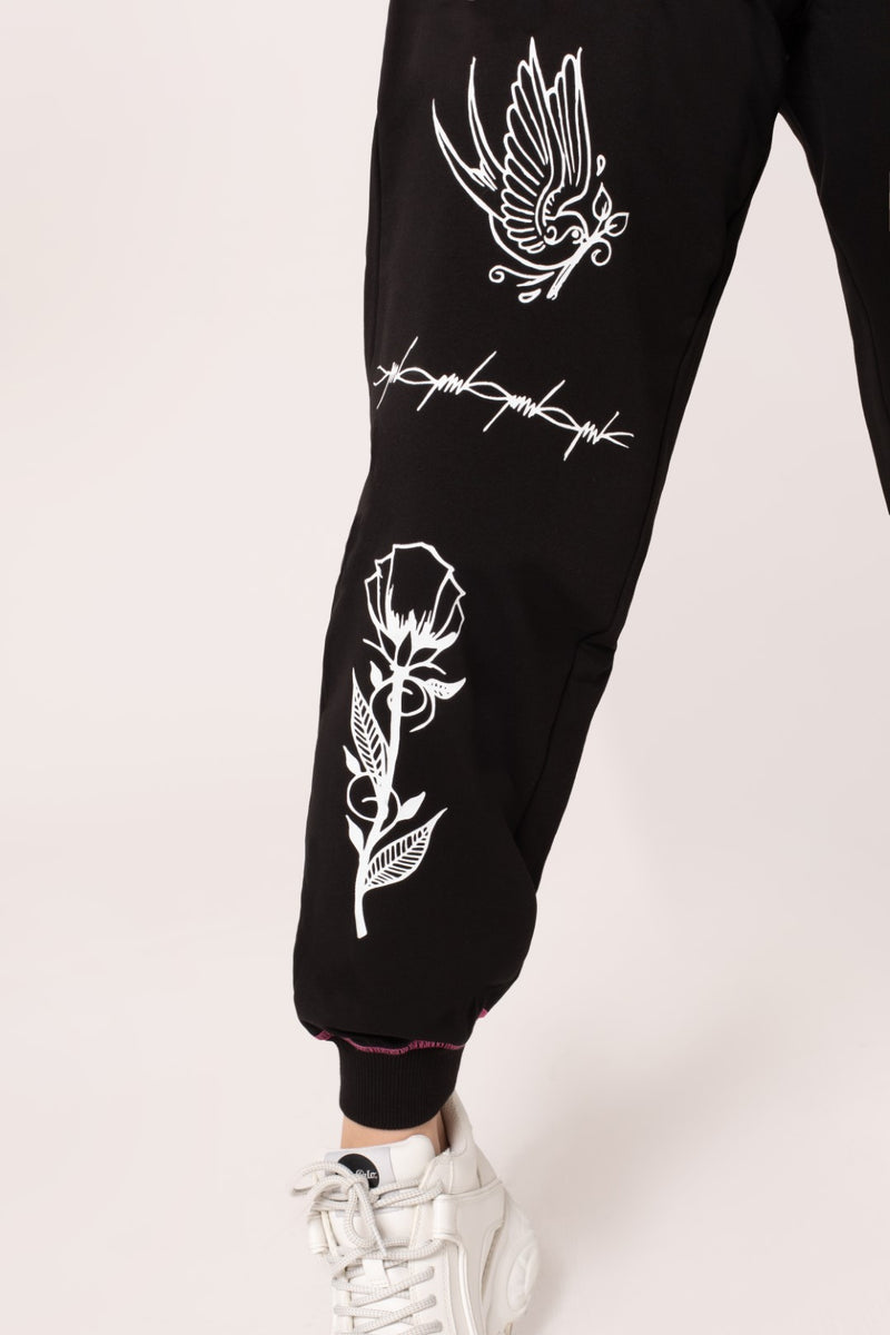 Avery Joggers 
