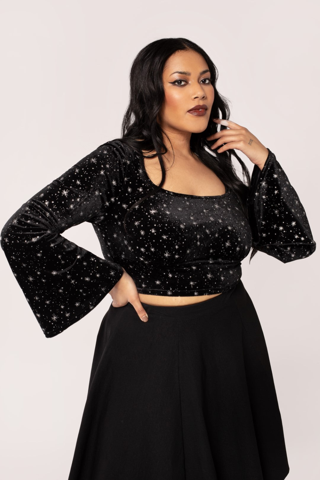 Hella 新品 sheer volume tops Women See-Thru Sparkly Cover Up Tops E-Girls Metallic Shiny