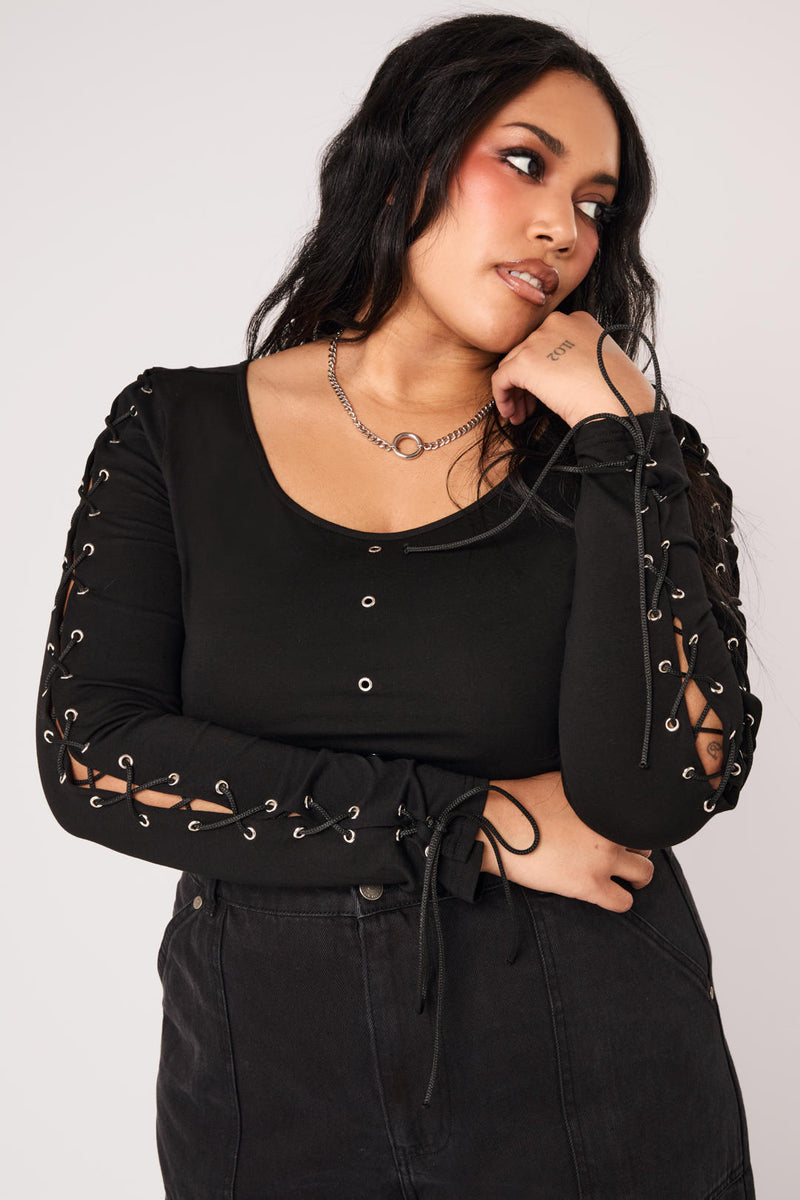 Grimly Top
