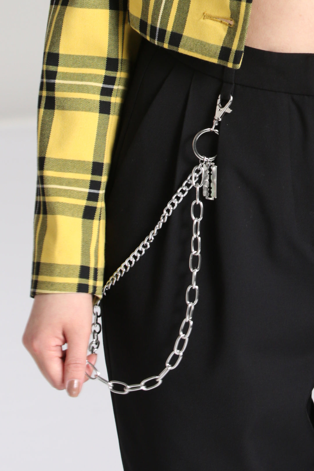 REBELLION CHAIN