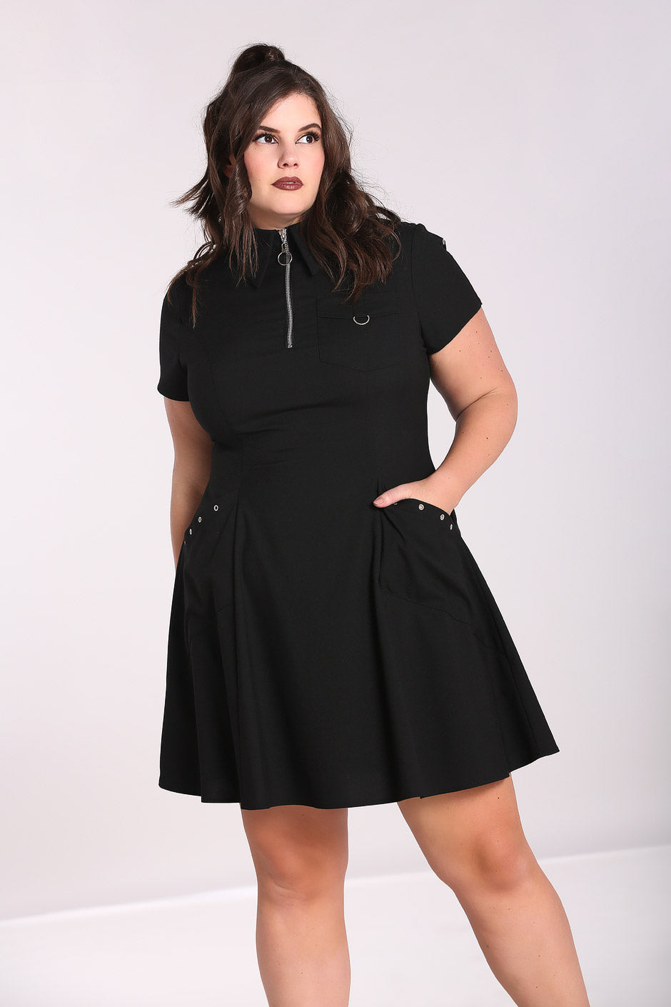 Tifa Dress