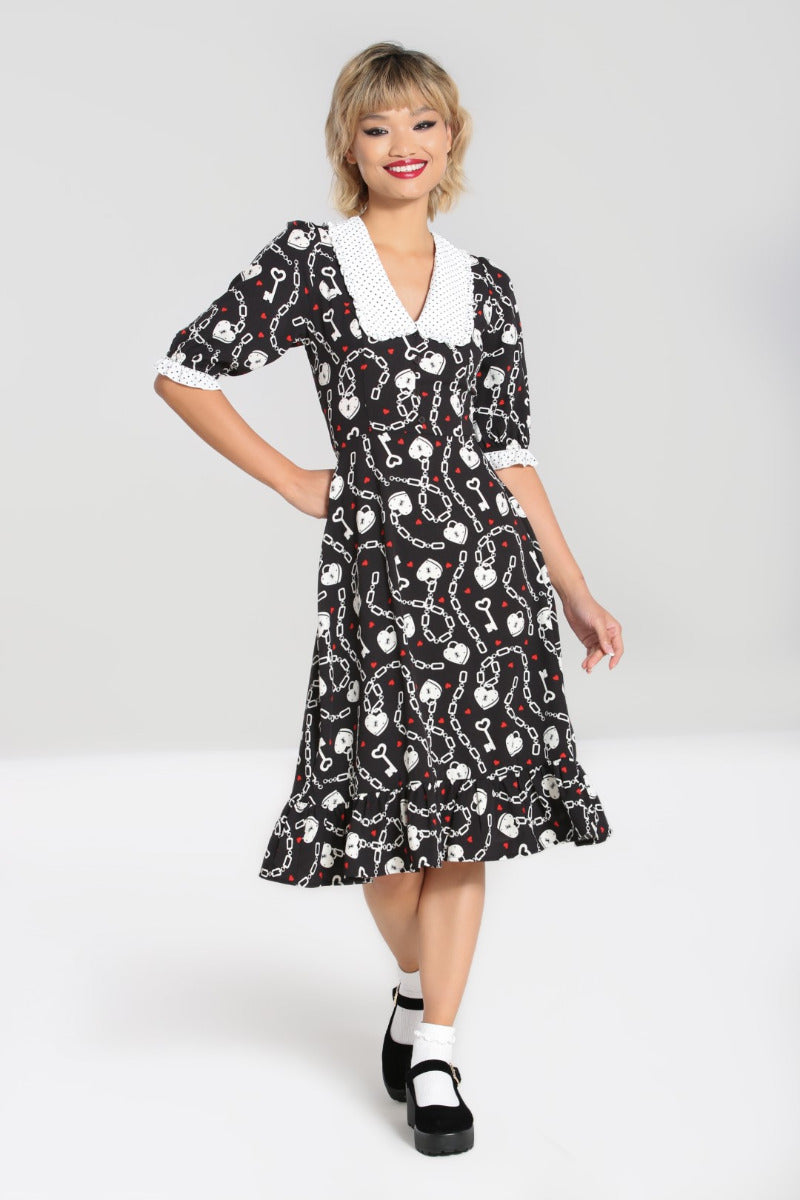 Heart Lock Mid Dress – Hell Bunny