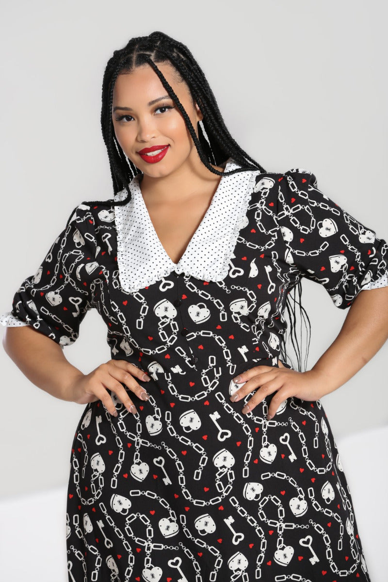 Heart Lock Mid Dress – Hell Bunny