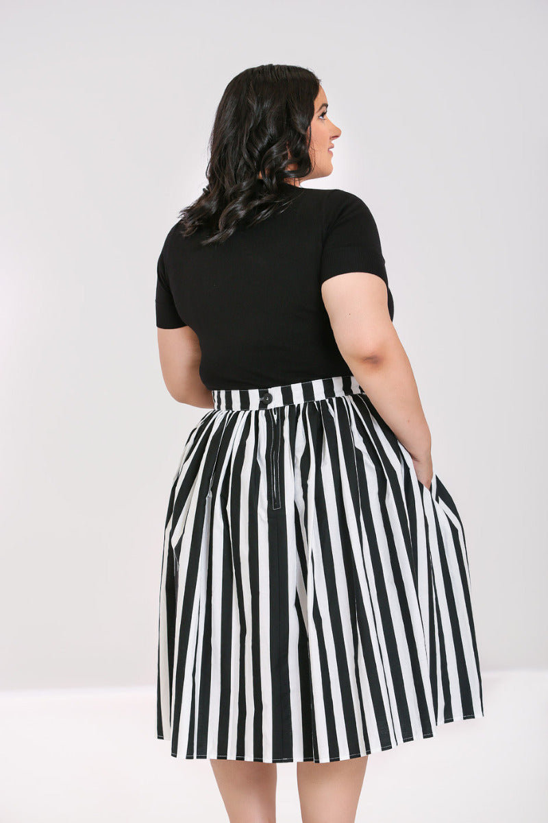 Plus size black deals skirt 50s
